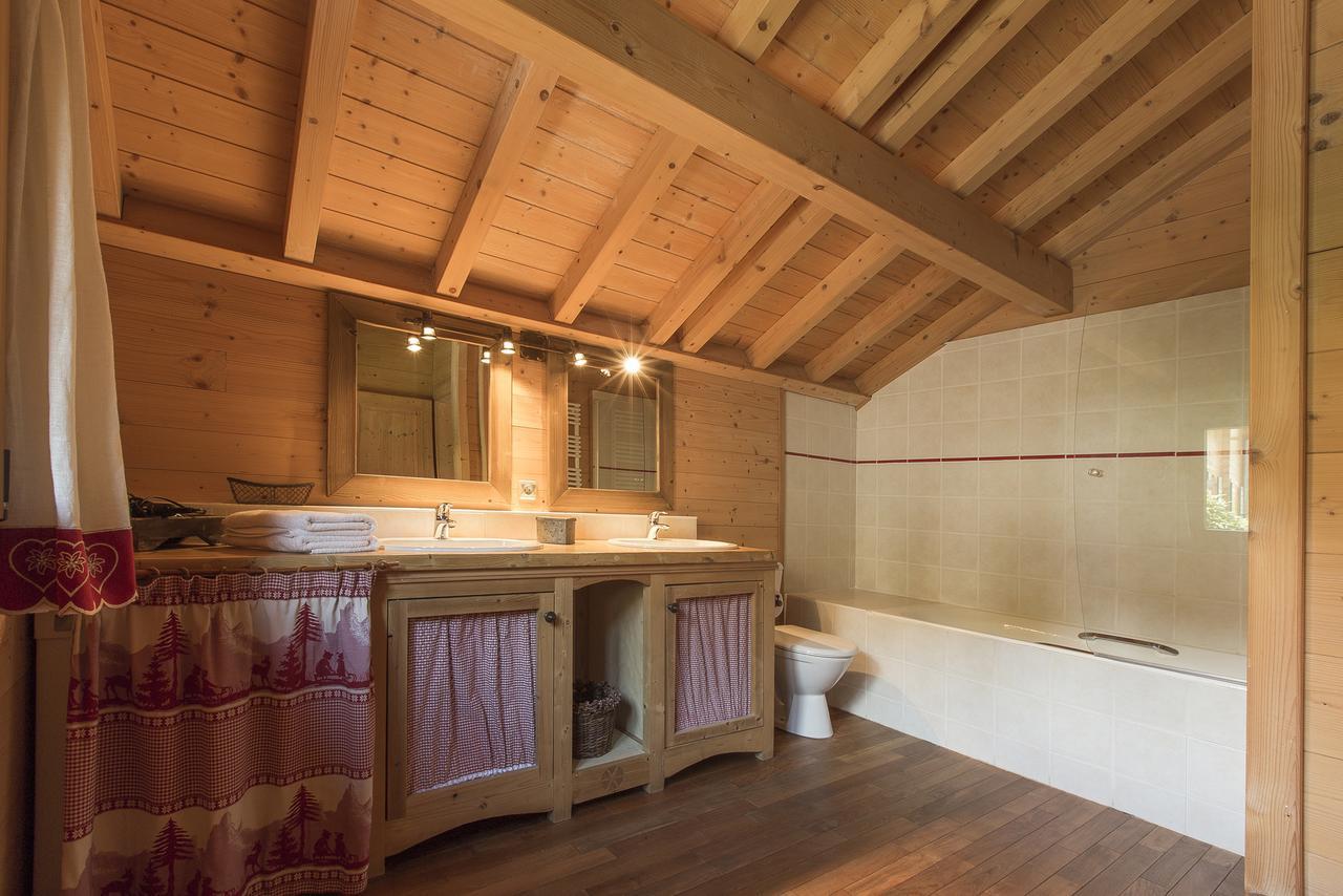 Les Chalets Du Danay Saint-Jean-de-Sixt Luaran gambar